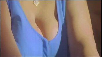 desimasala.co - Servant aunty huge cleavage and h. boobs romance