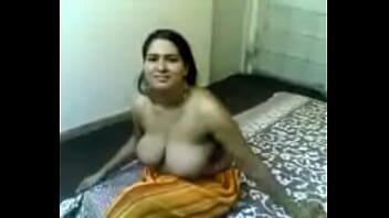 bhabhi boobs