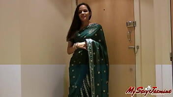 xxxxwwww video indian gujrati college girl jasmine mathur in sexy saree in hotel for porn