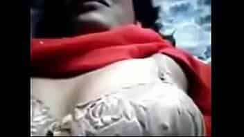 Red saree sexy naval piercing desi women bagal show